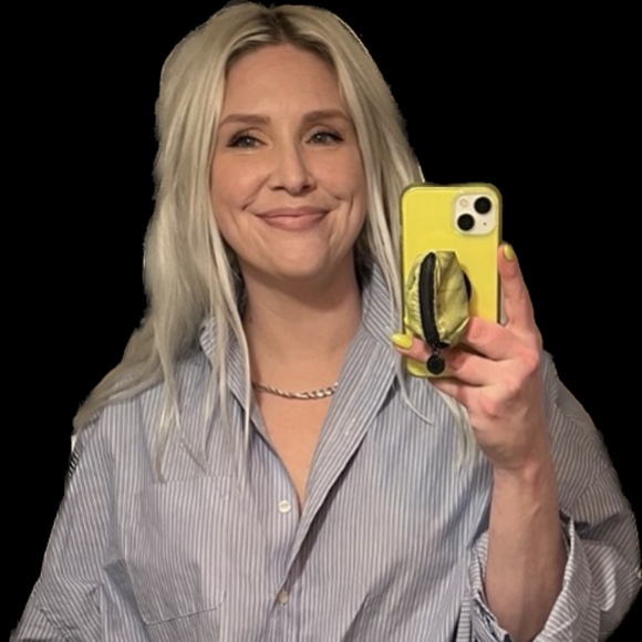 Meet your Posher, Gabby - Picture 1 of 1